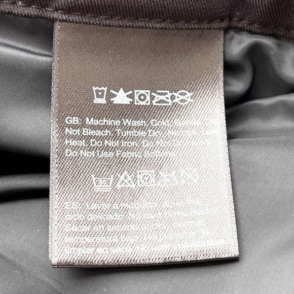 Black Diamond women’s insulated ski pants. Size L. Excellent like new condition - Picture 7 of 8